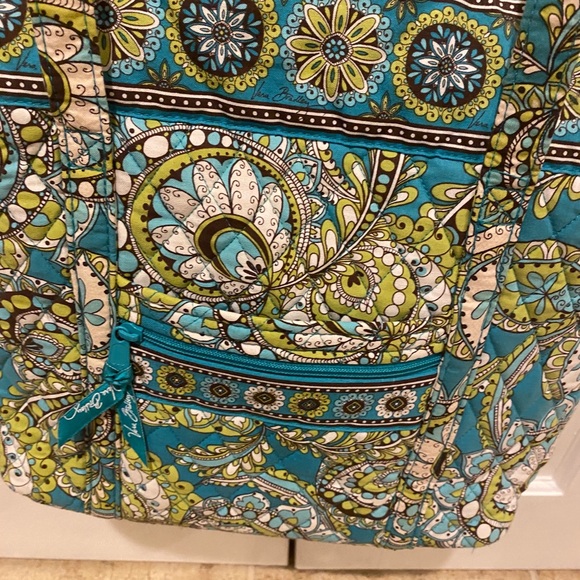 Small Vera Tote Bag - Picture 2 of 4